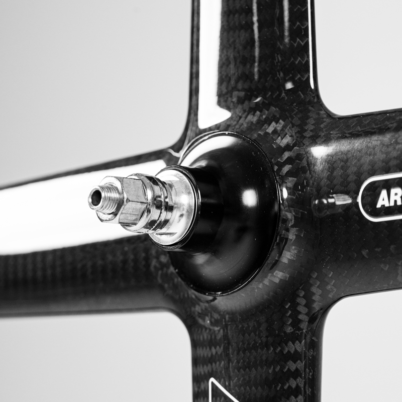 아르덴트리 뉴 700C 튜블리스 4 스포크 풀 카본 휠 - Quality Cycling Gear 리뷰 및 가격